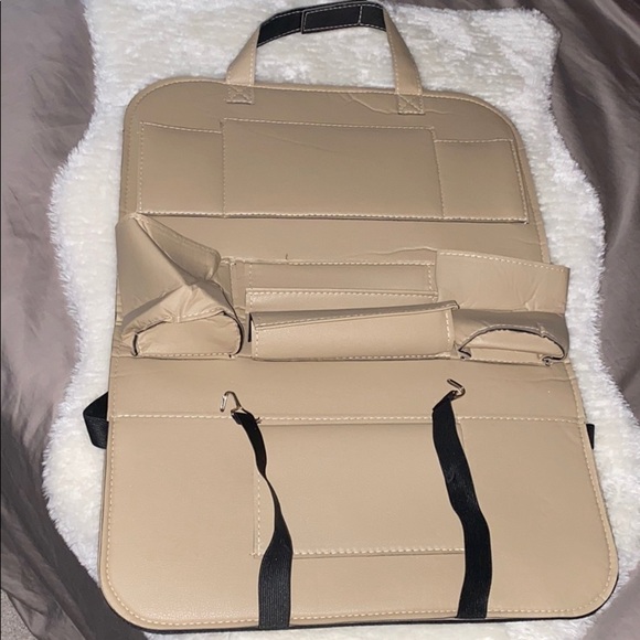 Luxe faux leather car sit back organizer - Picture 7 of 10